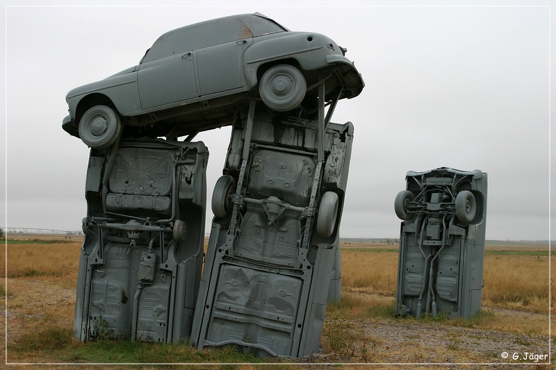 carhenge_02.jpg