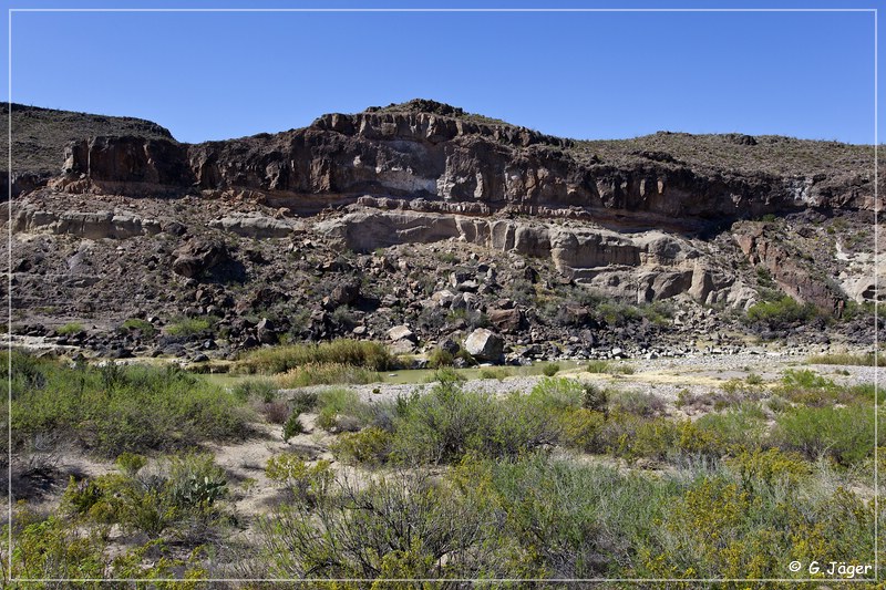 balanced_rock_trail_05.jpg