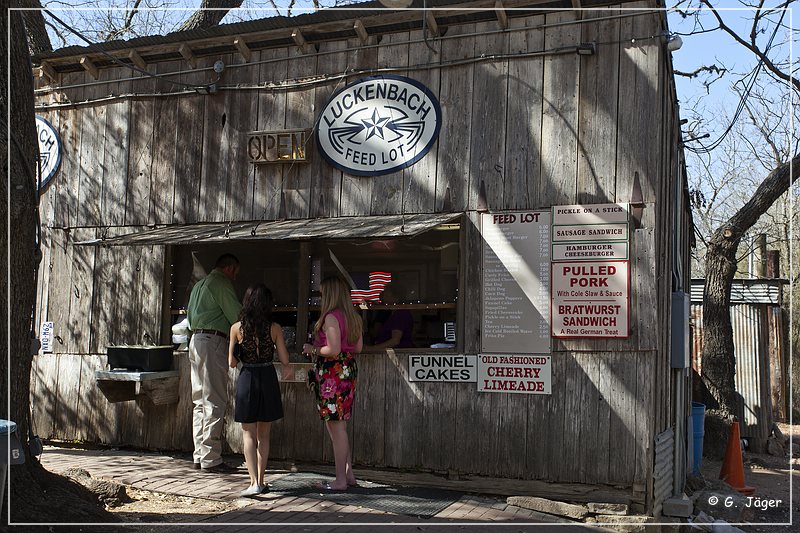 luckenbach_01.jpg