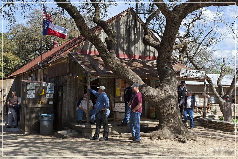 luckenbach_07.jpg