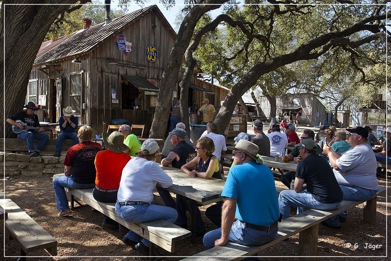 luckenbach_12.jpg