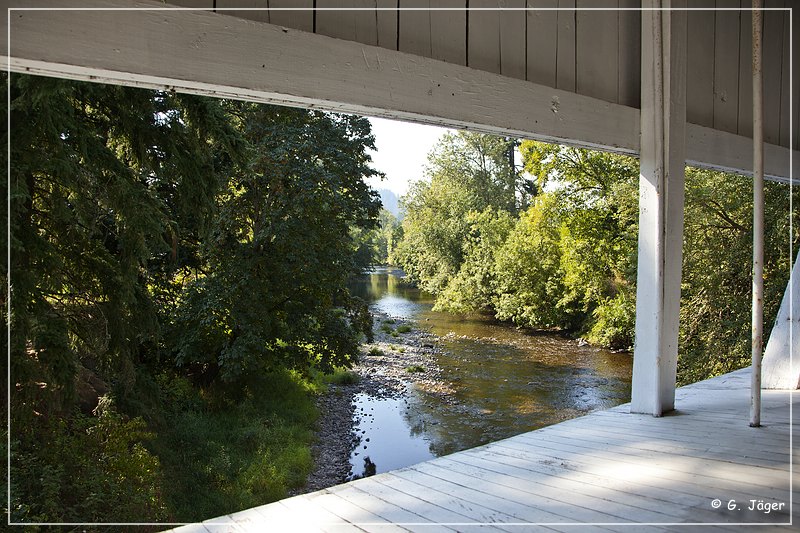 crawfordsville_covered_bridge_02.jpg