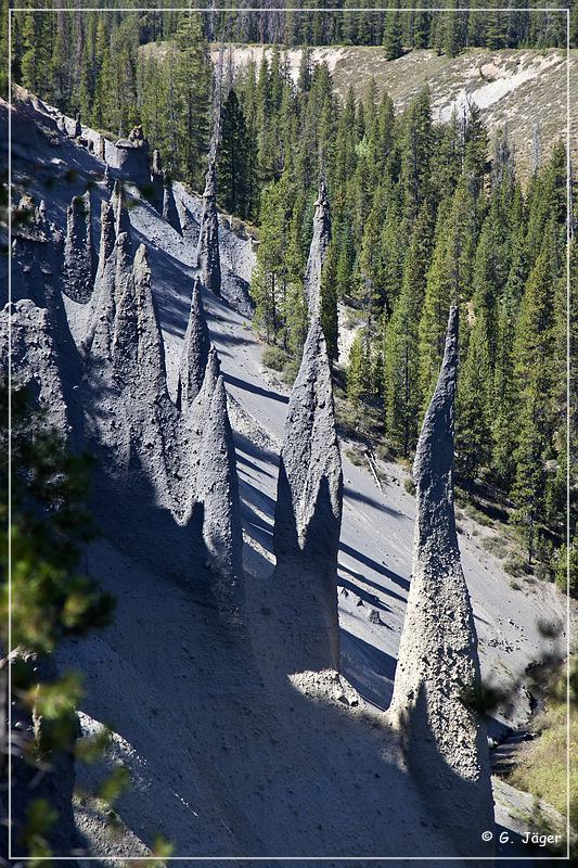 crater_lake_pinnacles_05.jpg