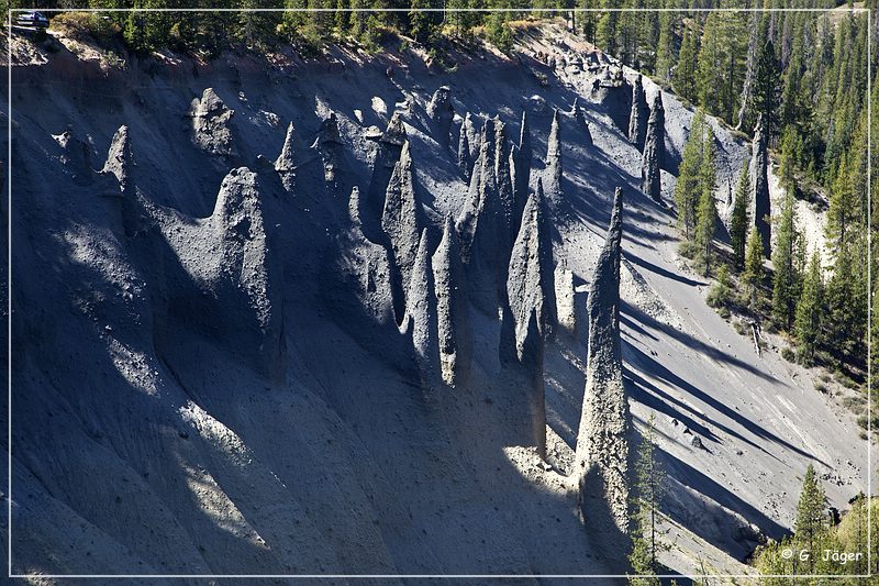 crater_lake_pinnacles_06.jpg