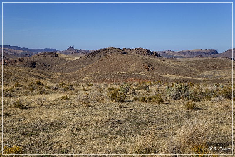 leslie_gulch_road_03.jpg