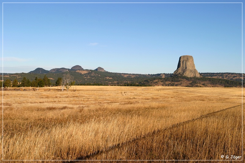 devils_tower_01.jpg