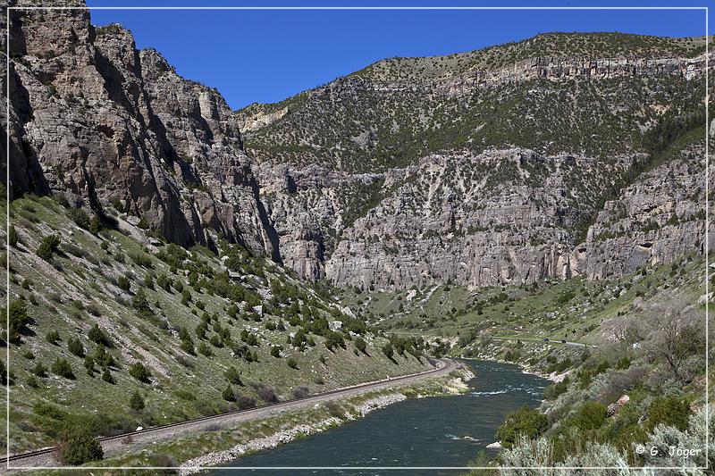 wind_river_canyon_13.jpg