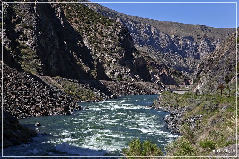 wind_river_canyon_18.jpg