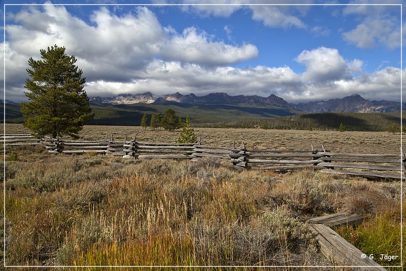 sawtooth_scenic_byway_02.jpg