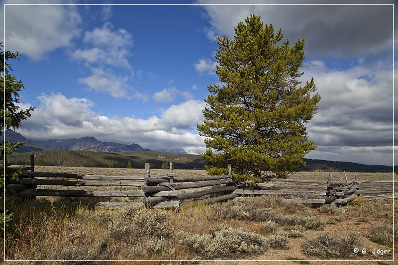 sawtooth_scenic_byway_03.jpg