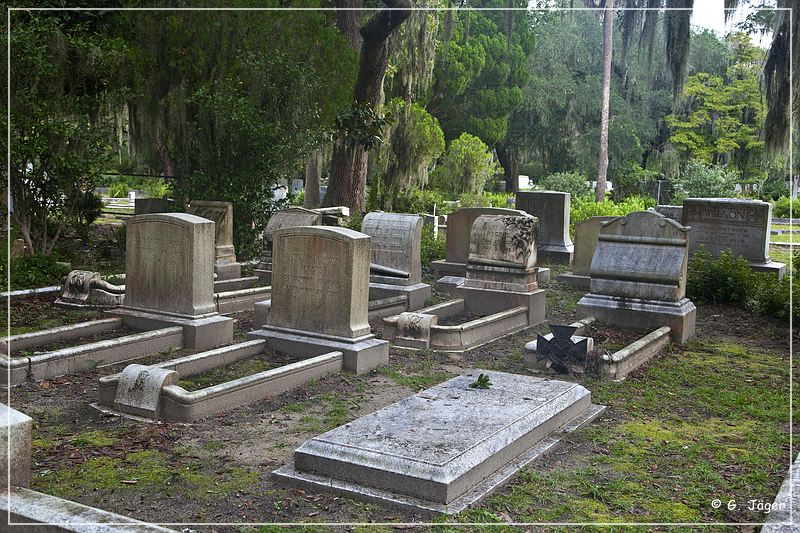 bonaventure_cemetery_01.jpg