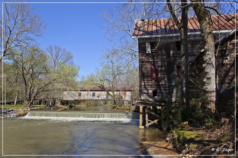 kymulga_covered_bridge_11.jpg