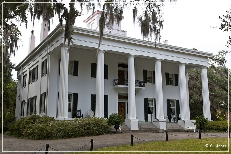 natchez_devereux_plantation_01.jpg