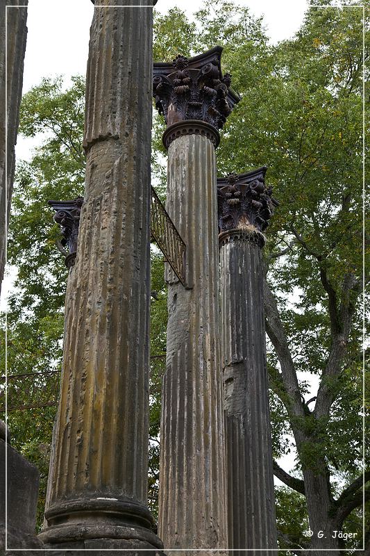 windsor_ruins_40.jpg