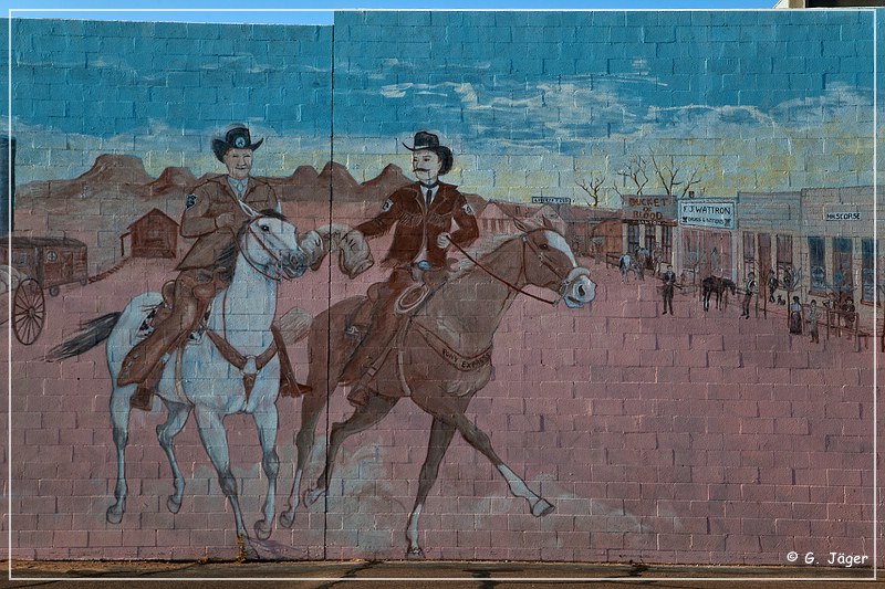 holbrook_murals_01.jpg