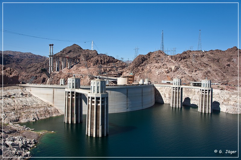 hoover_dam_01.jpg