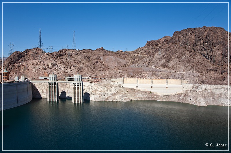 hoover_dam_02.jpg