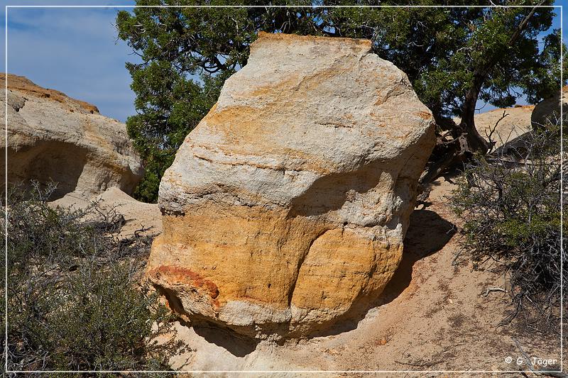 alien_arch_rocks_02.jpg