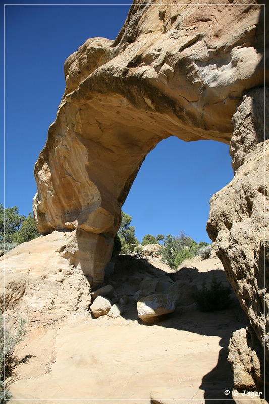 arch_rock_06.jpg