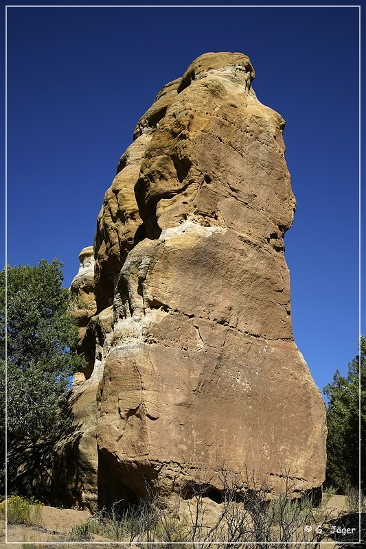 petroglyph_arch_10.jpg