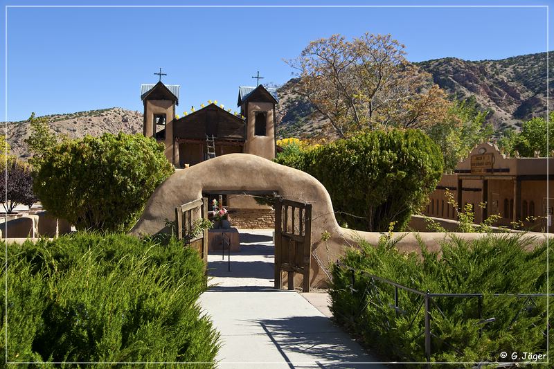 chimayo_sanctuary_17.jpg