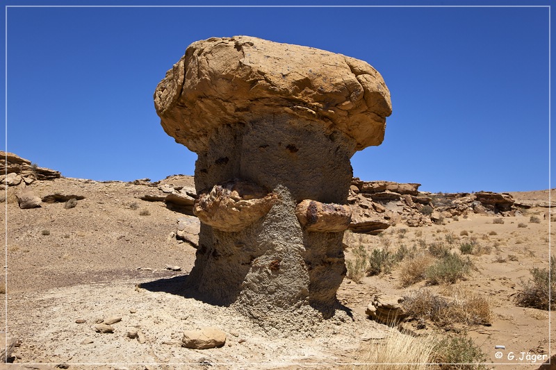 newcomb_badlands_10.jpg