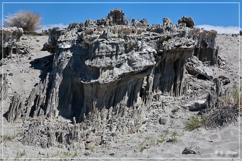 mono_lake_64.jpg