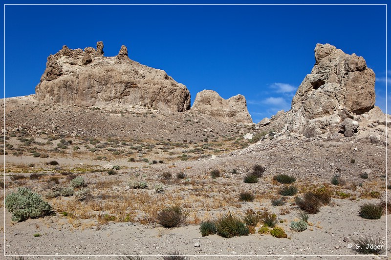 trona_pinnacles_17.jpg