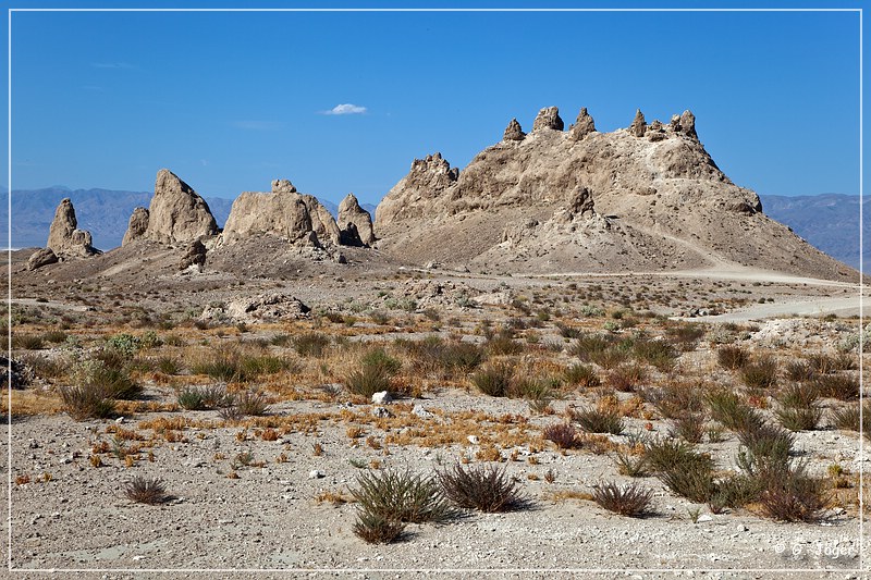 trona_pinnacles_23.jpg