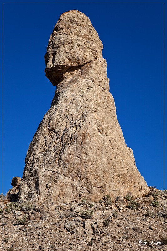 trona_pinnacles_43.jpg