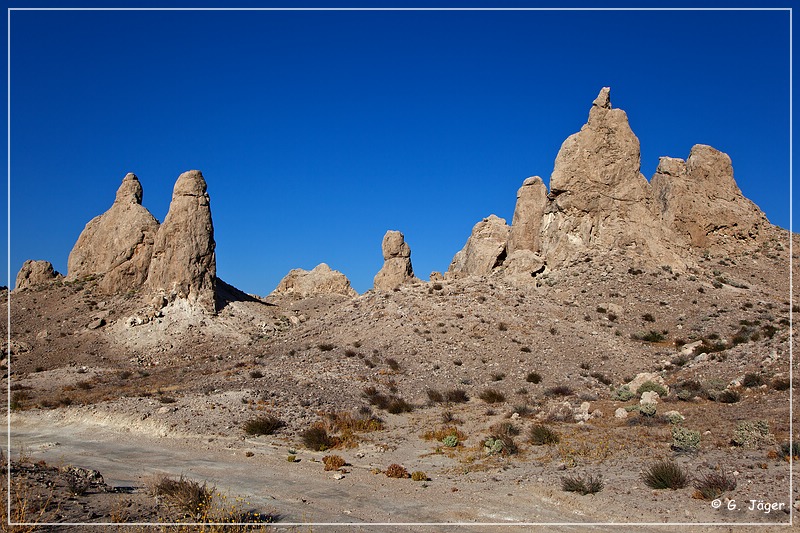 trona_pinnacles_46.jpg