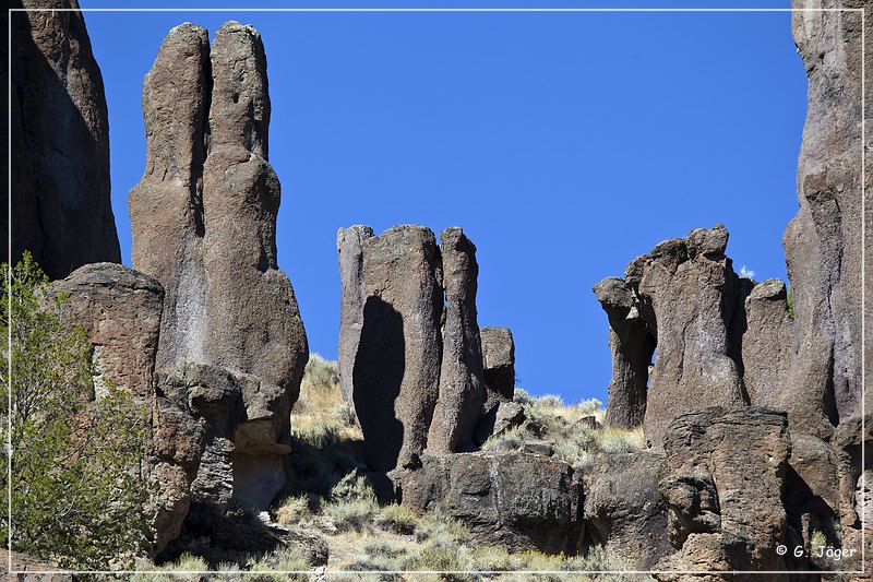 jarbidge_canyon_pinnacles_63.jpg