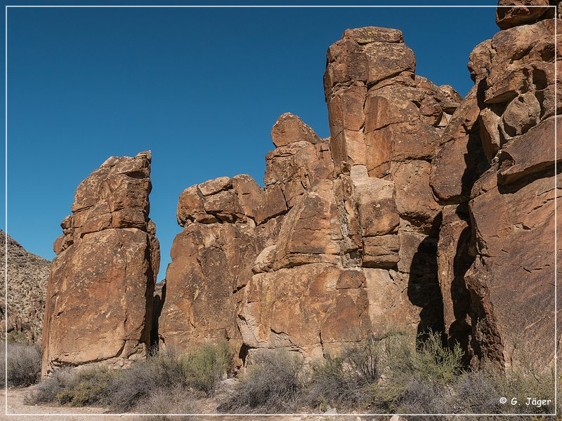 valley_of_faces_042.jpg